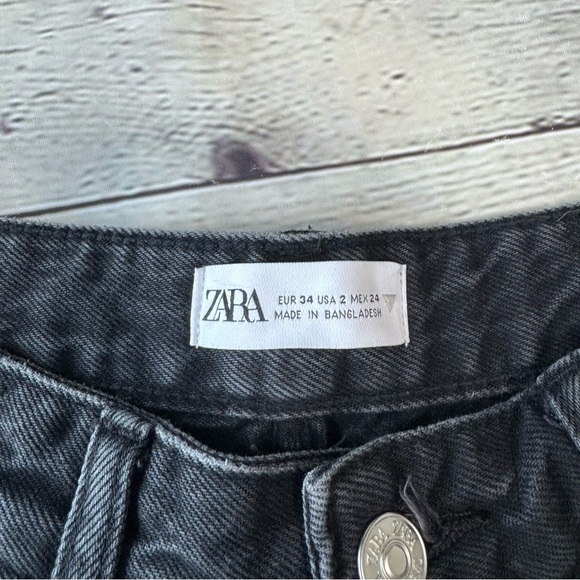 Zara Black High-Rise wide leg raw hem jeans size 2 / EUR 34 - Picture 6 of 10